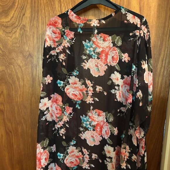 Black Sheer Floral Kimono – Lightweight Boho Open Front Layer Cover-Up Size M - Picture 4 of 5